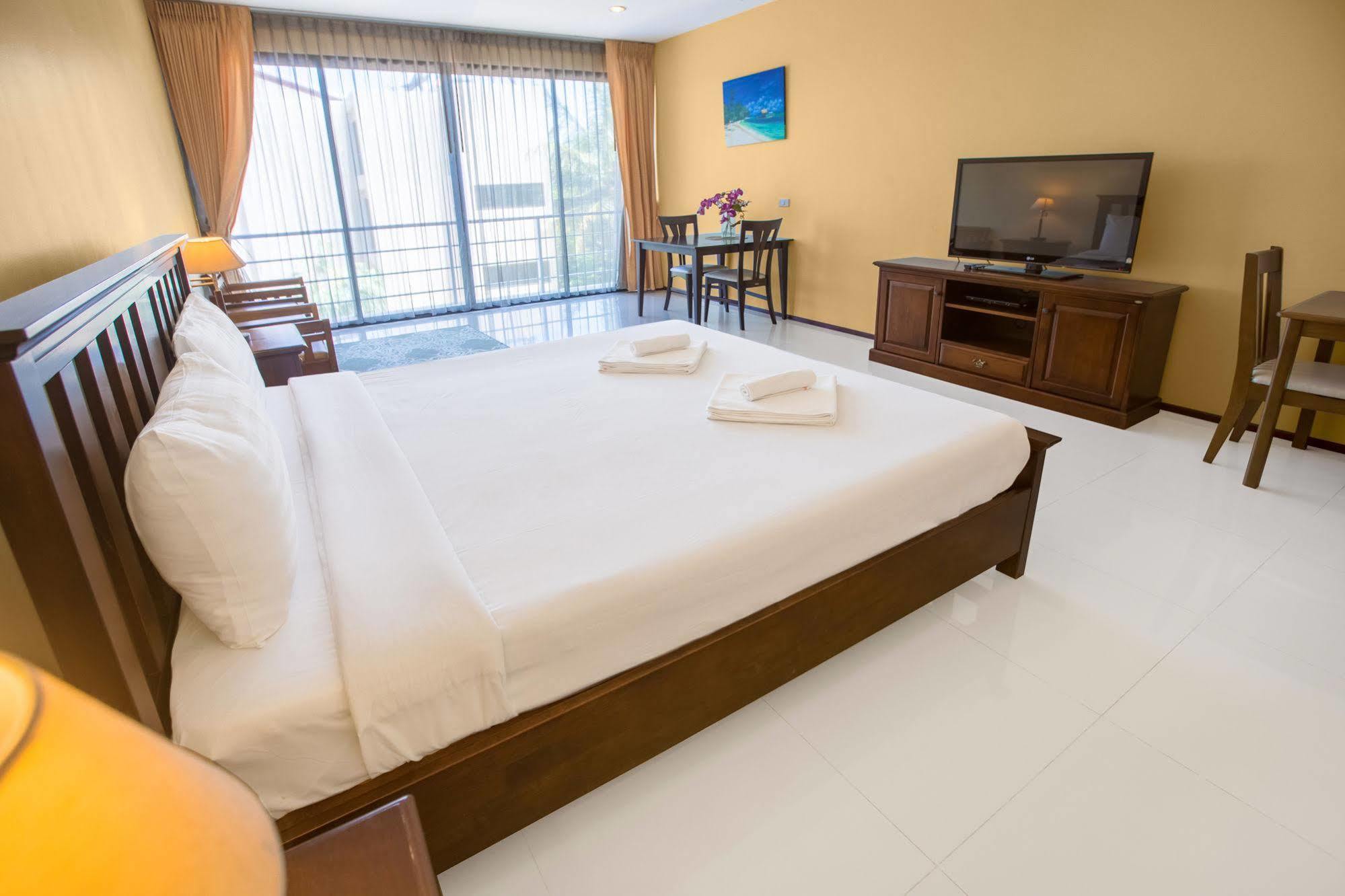 Avanta Condominium Mae Nam Esterno foto