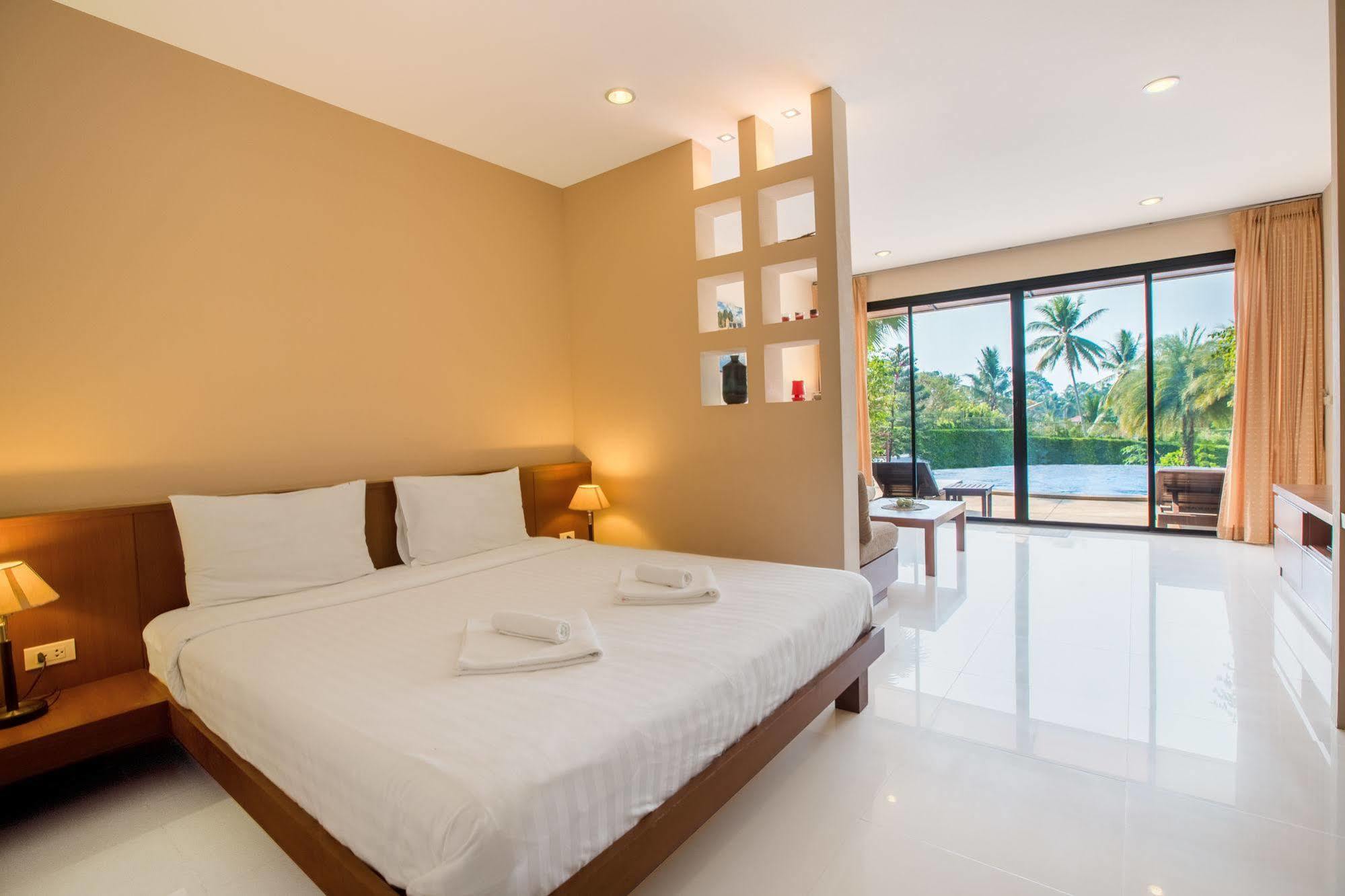 Avanta Condominium Mae Nam Esterno foto