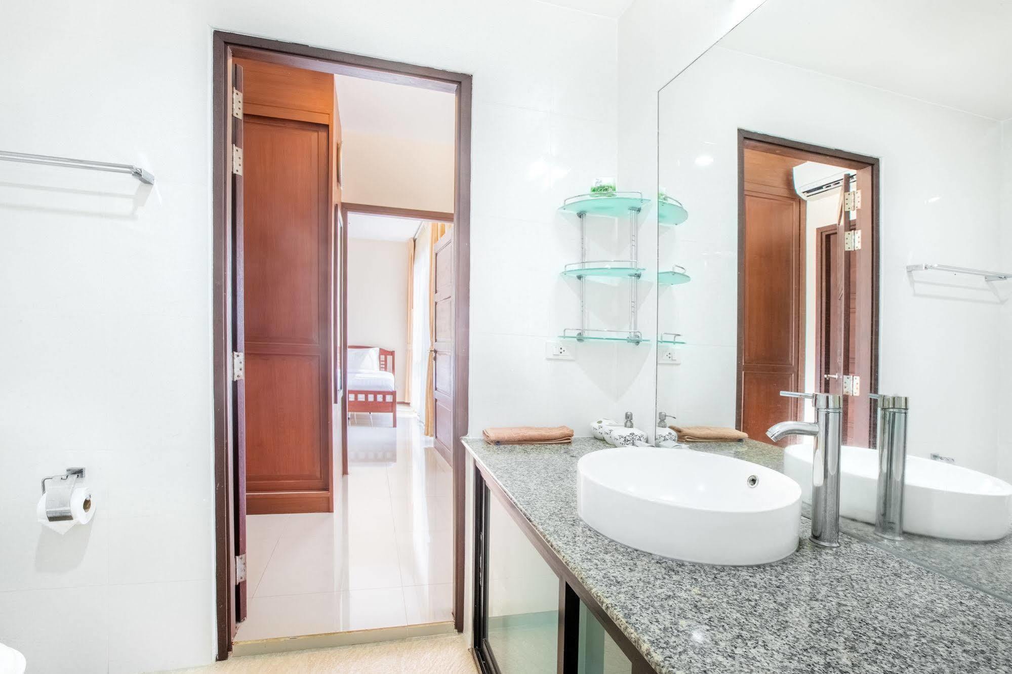 Avanta Condominium Mae Nam Esterno foto
