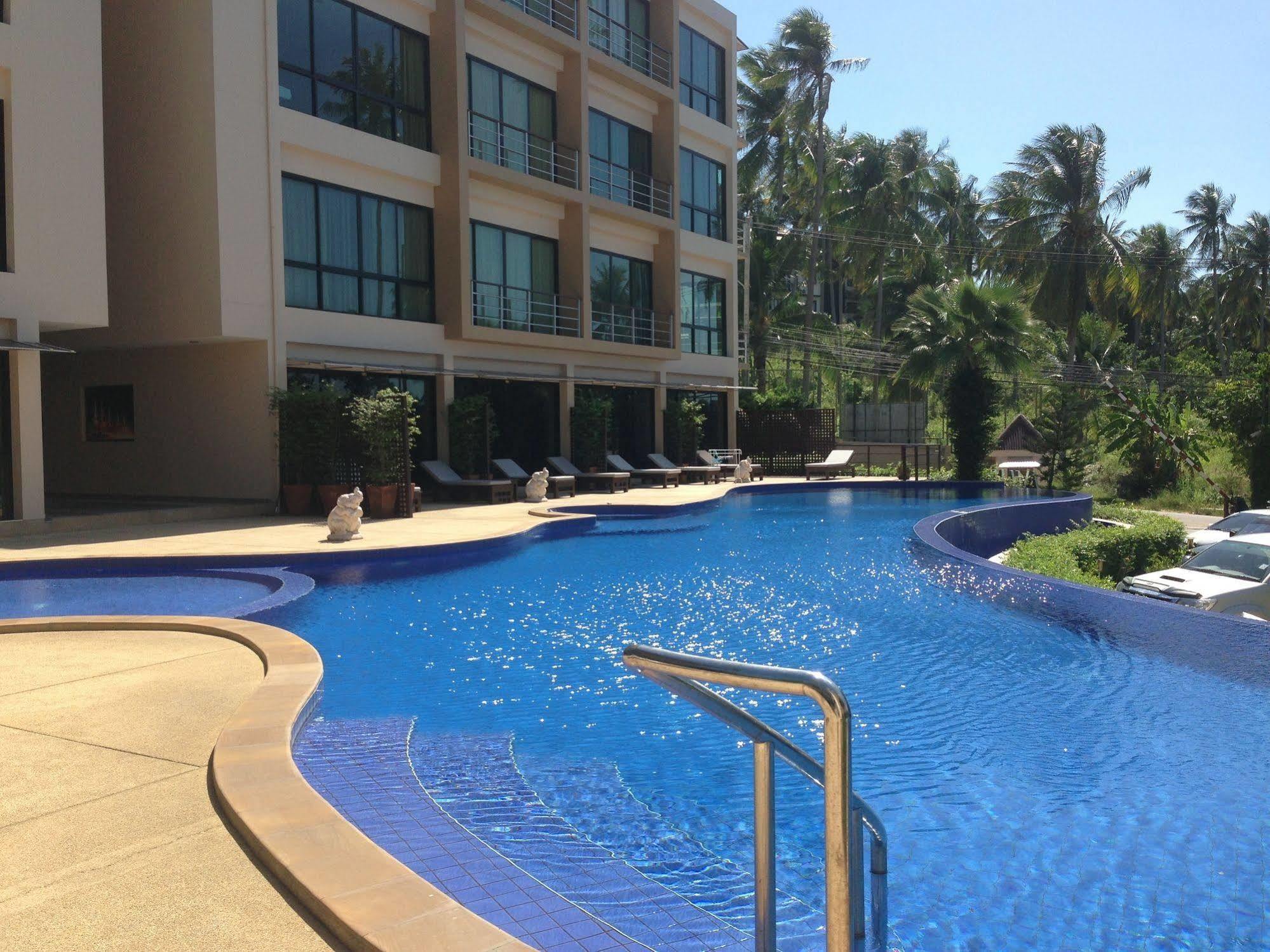Avanta Condominium Mae Nam Esterno foto