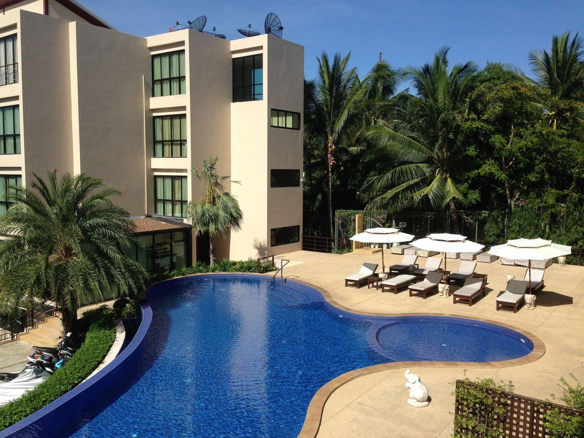 Avanta Condominium Mae Nam Esterno foto