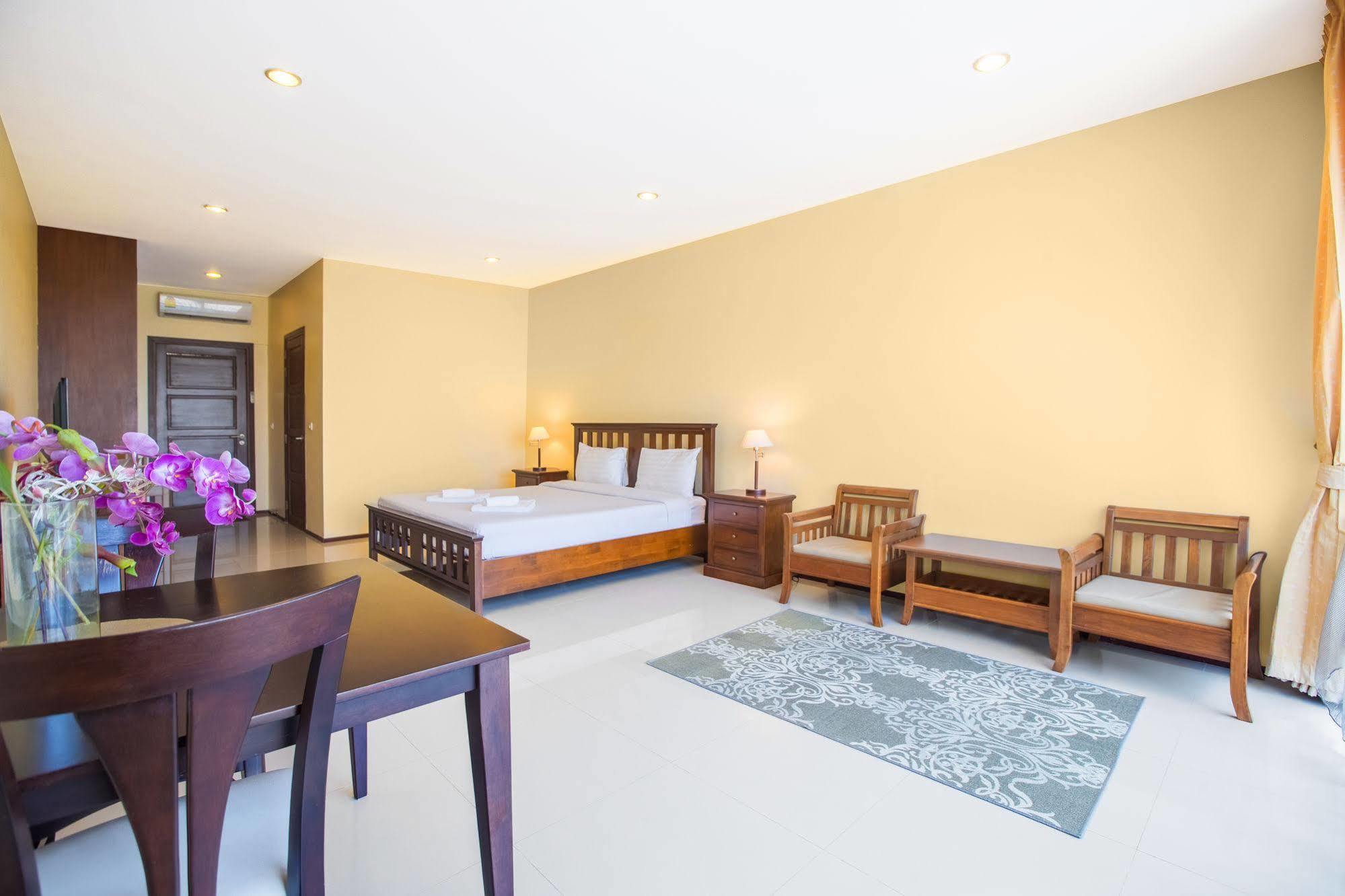 Avanta Condominium Mae Nam Esterno foto