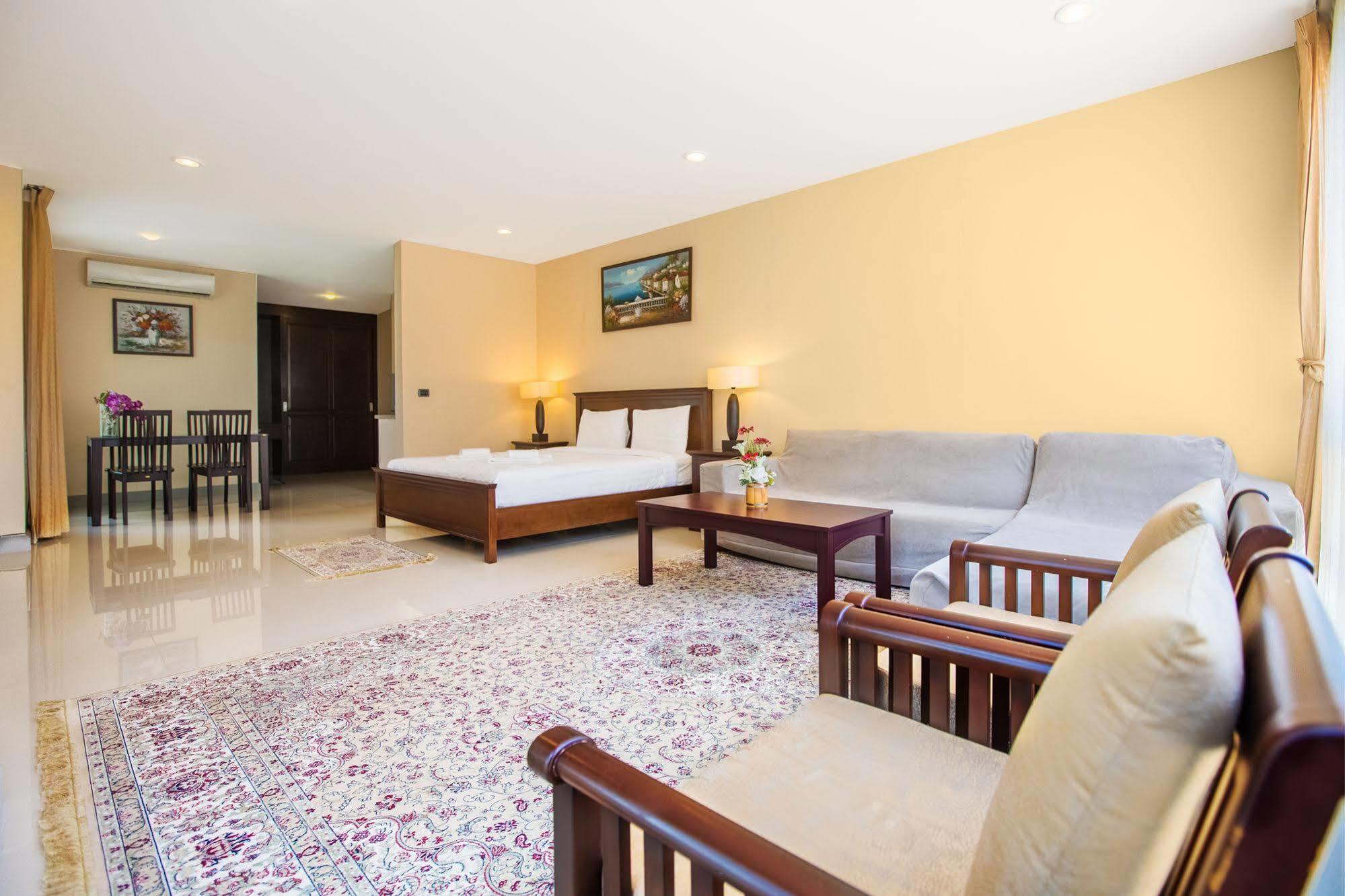 Avanta Condominium Mae Nam Esterno foto