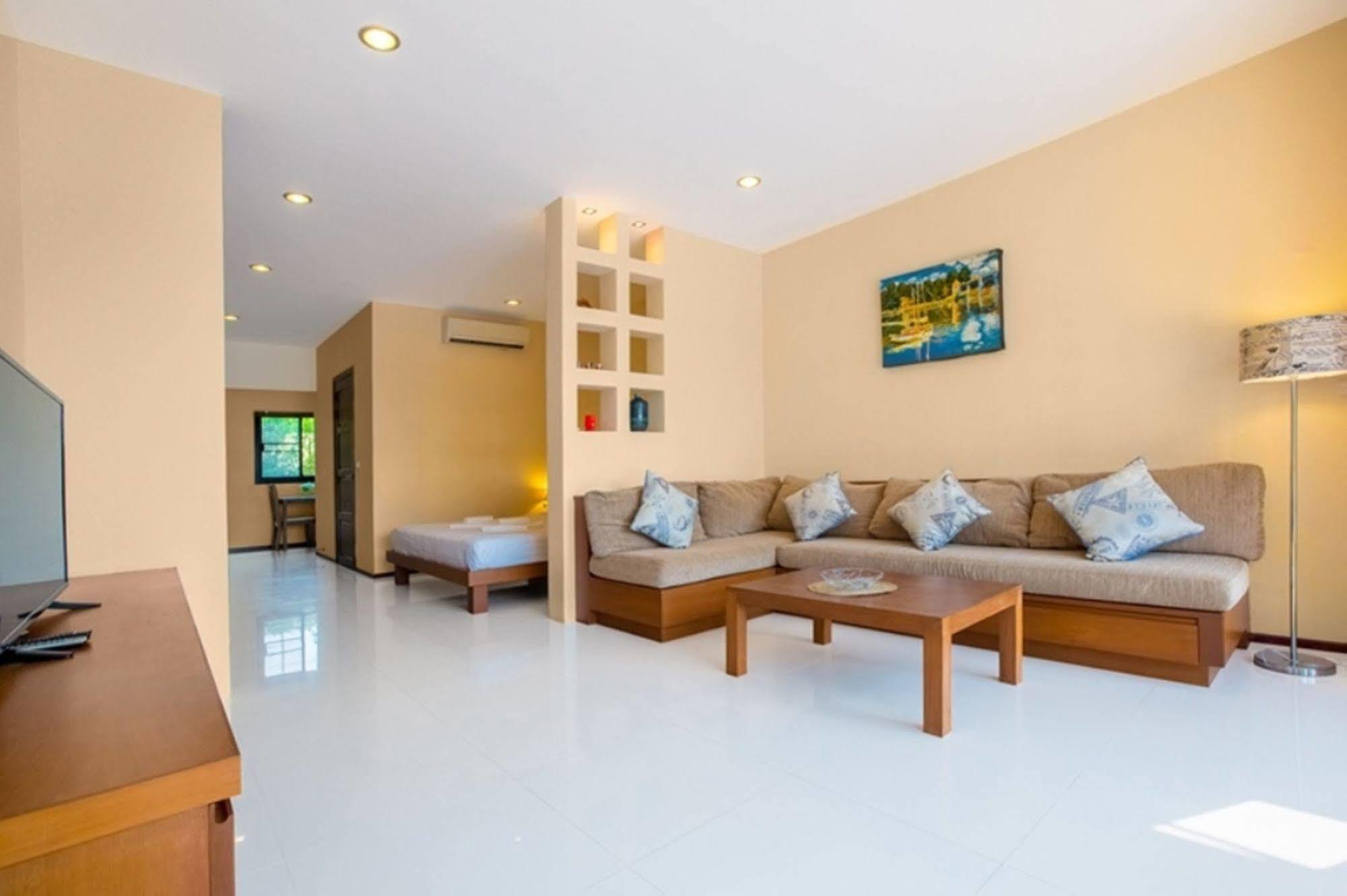 Avanta Condominium Mae Nam Esterno foto